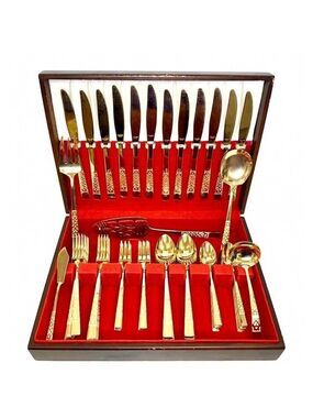 Japanese Lancelot by Present Gold Electroplated Flatware 65 Pieces in Wood Case